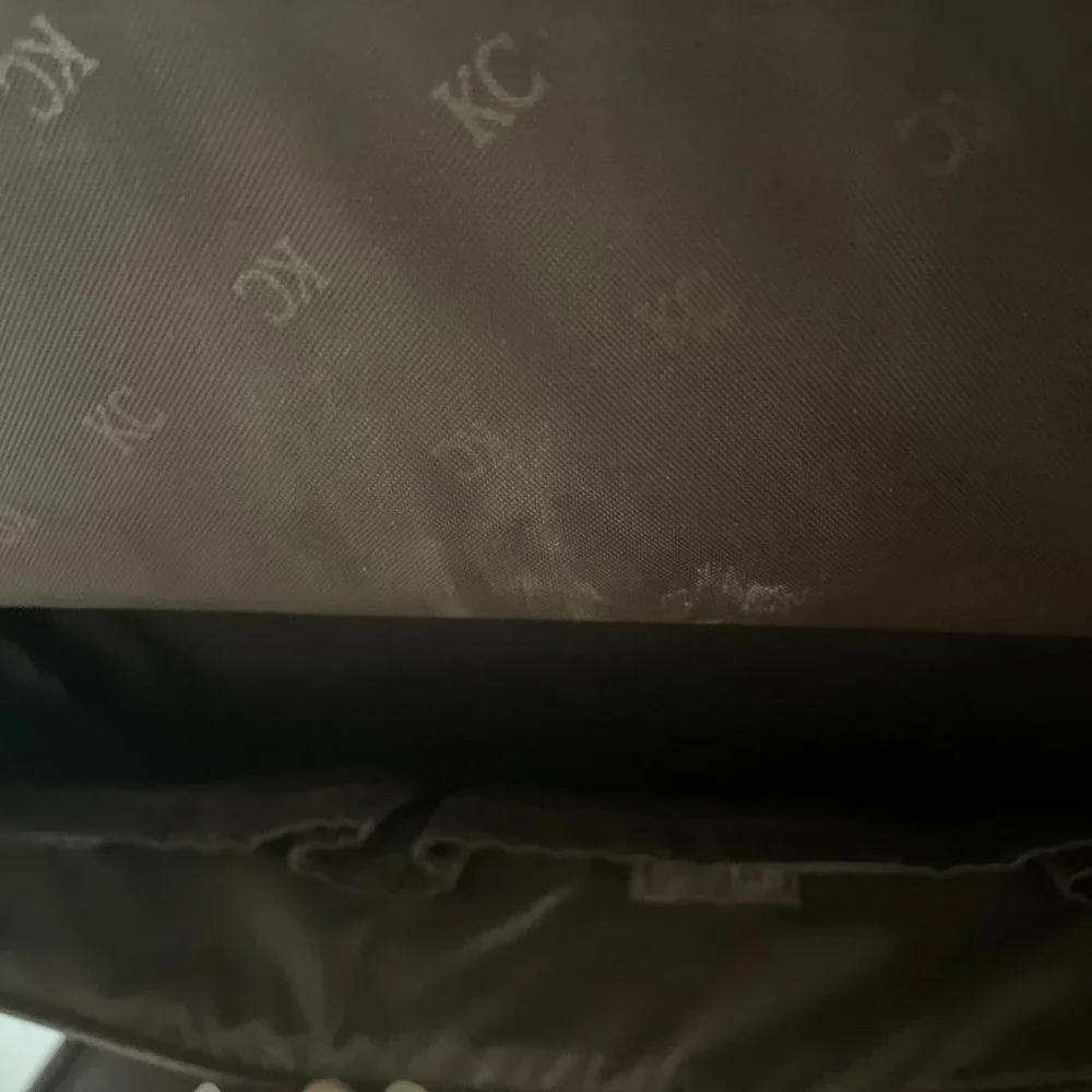 Kenneth Cole Brown Leather Messenger Satchel/Briefcase - Picture 10 of 14